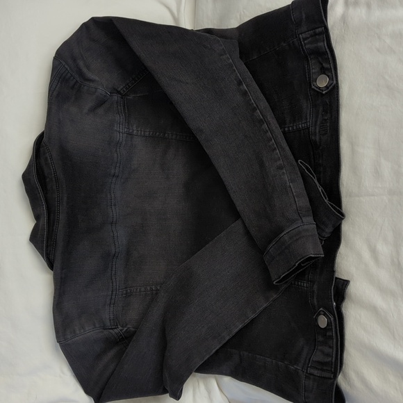 KUT from the Kloth Amelia Denim Jacket Black Wash Size M - Picture 3 of 8
